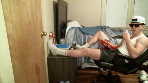 sexylax69  28-11-2022